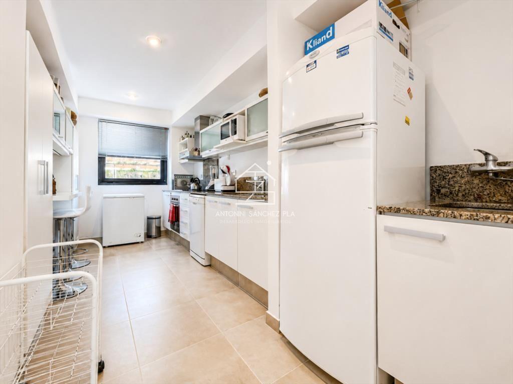 Apartamento de 2 Dormitorios con Vista al Mar y Parrillero
