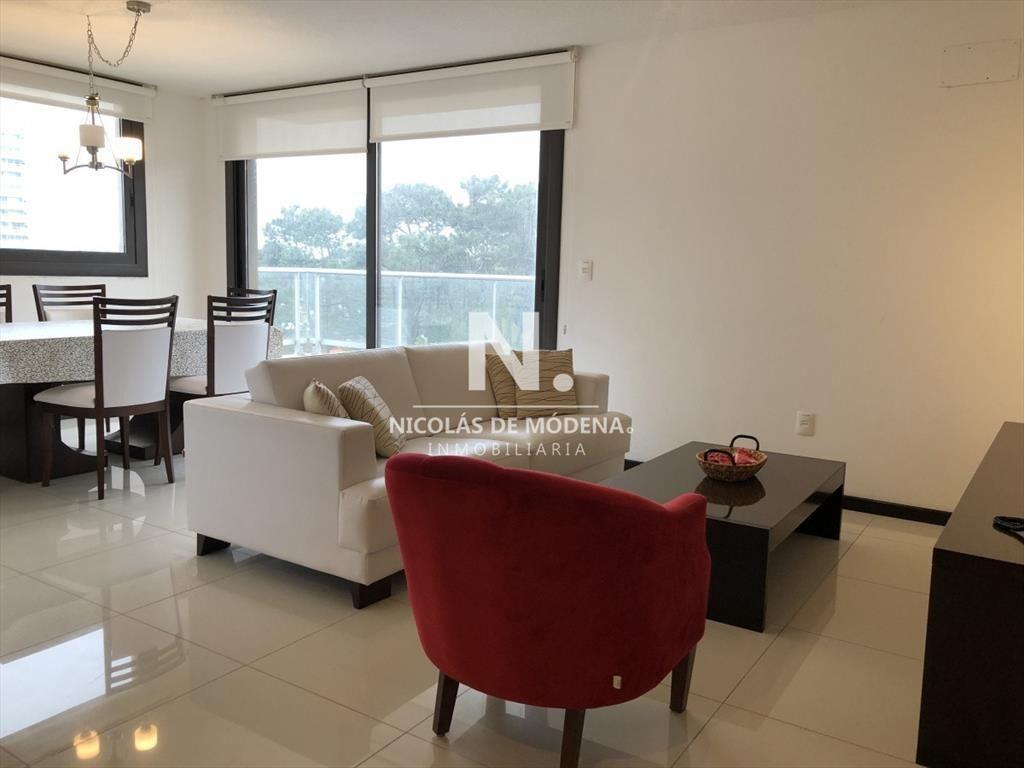 Apartamento de 3 dormitorios en zona club de tenis cantegri