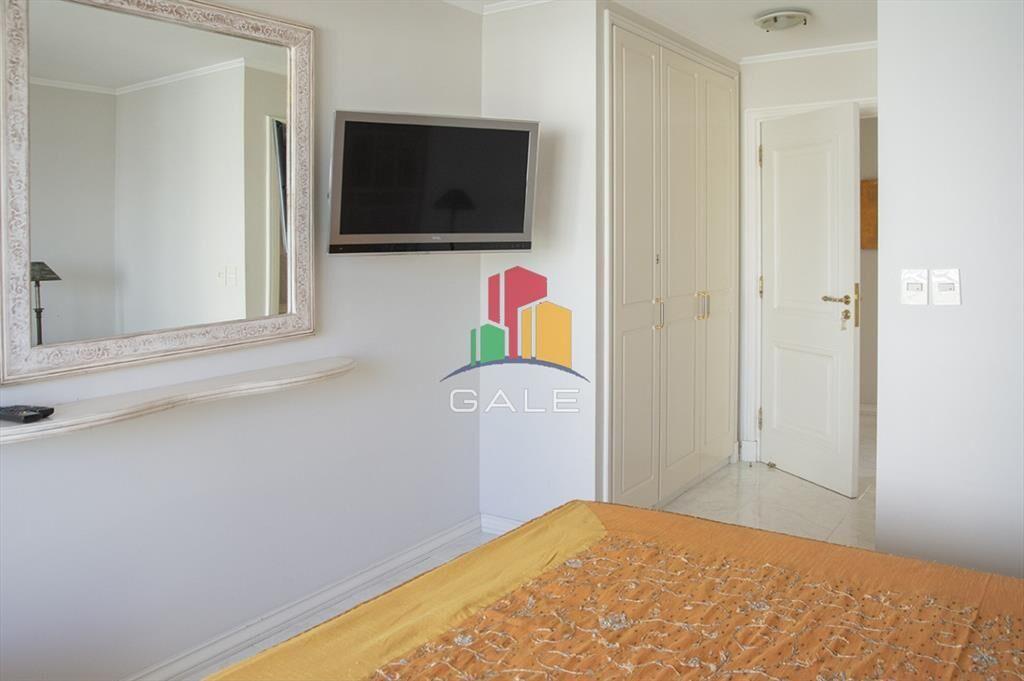 Departamento de 3 dormitorios en venta frente a Playa Mansa