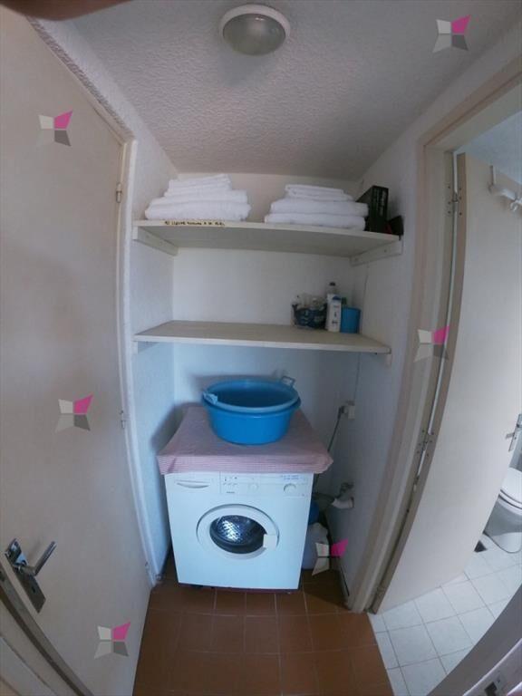 VENTA DE APARTAMENTO DE 2 DORMITORIOS EN EDIFICIO SOBRE ROO