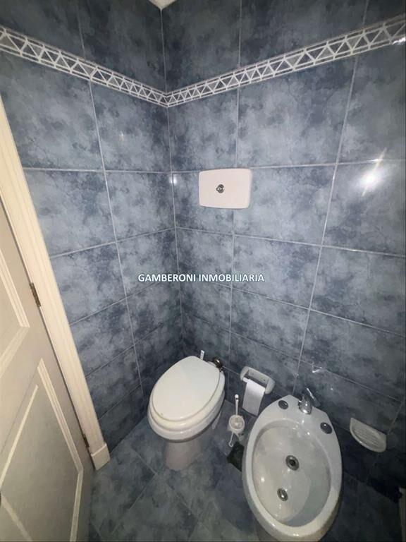 Muy buen apartamento en Parque Batlle. Se vende alquilado.