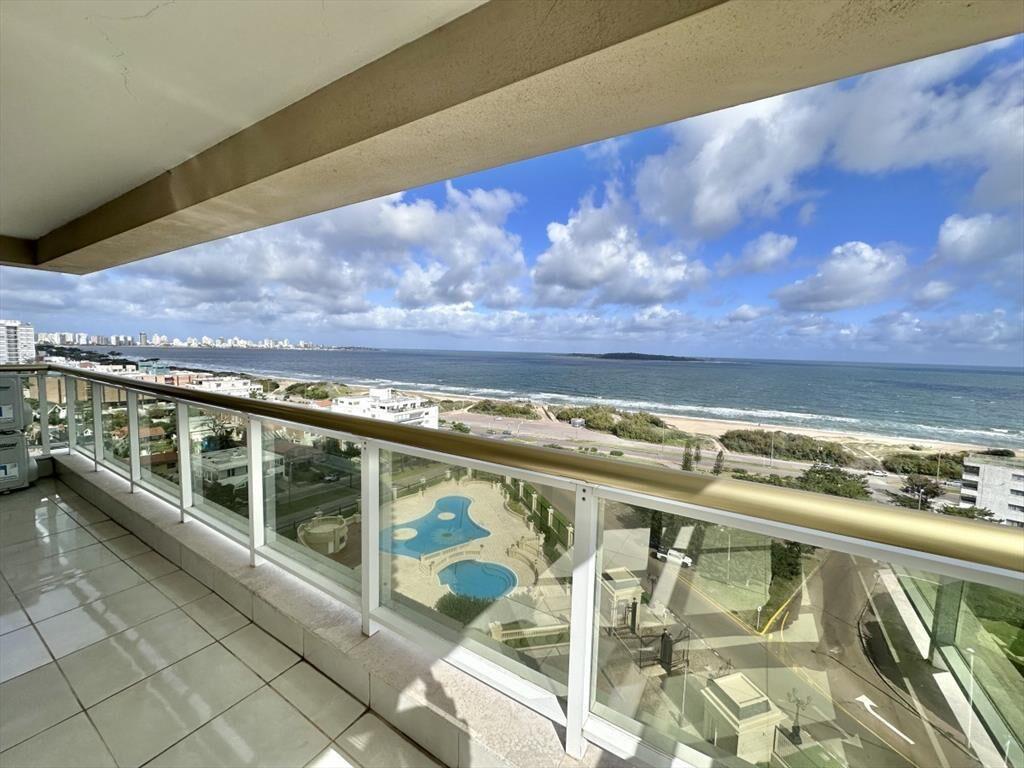 VENTA APARTAMENTO 3 DORMITORIOS EDIFICIO LE
