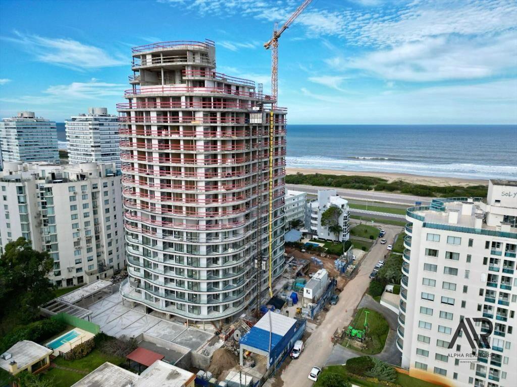 Apartamento en venta de 2 dormitorios c/ cochera en Play...