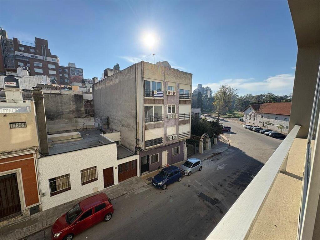 Alquiler apartamento Parque Rodó, Luis Piera