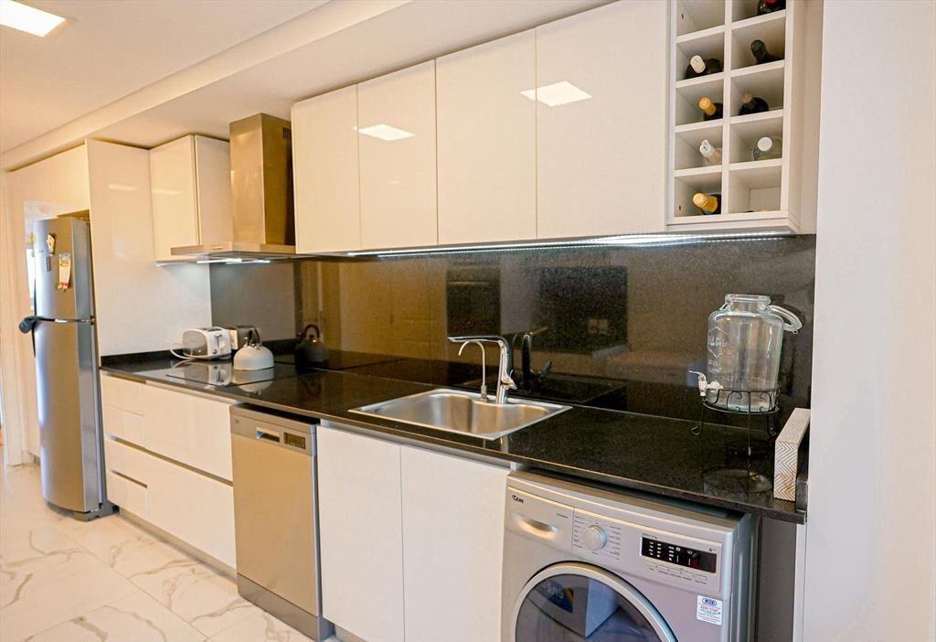 Venta y Alquiler anual o temporada apartamento 4 dormitorio