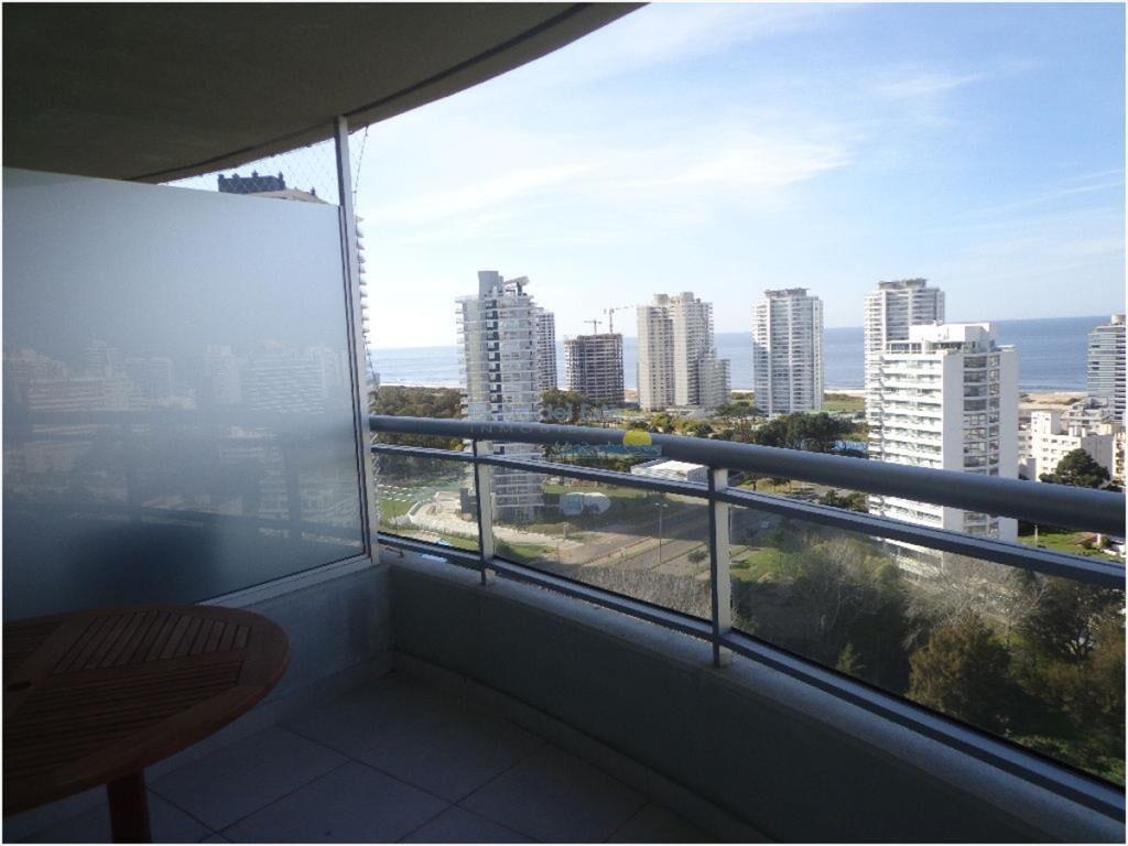Apartamento en Venta de 2 dormitorios en Punta ,