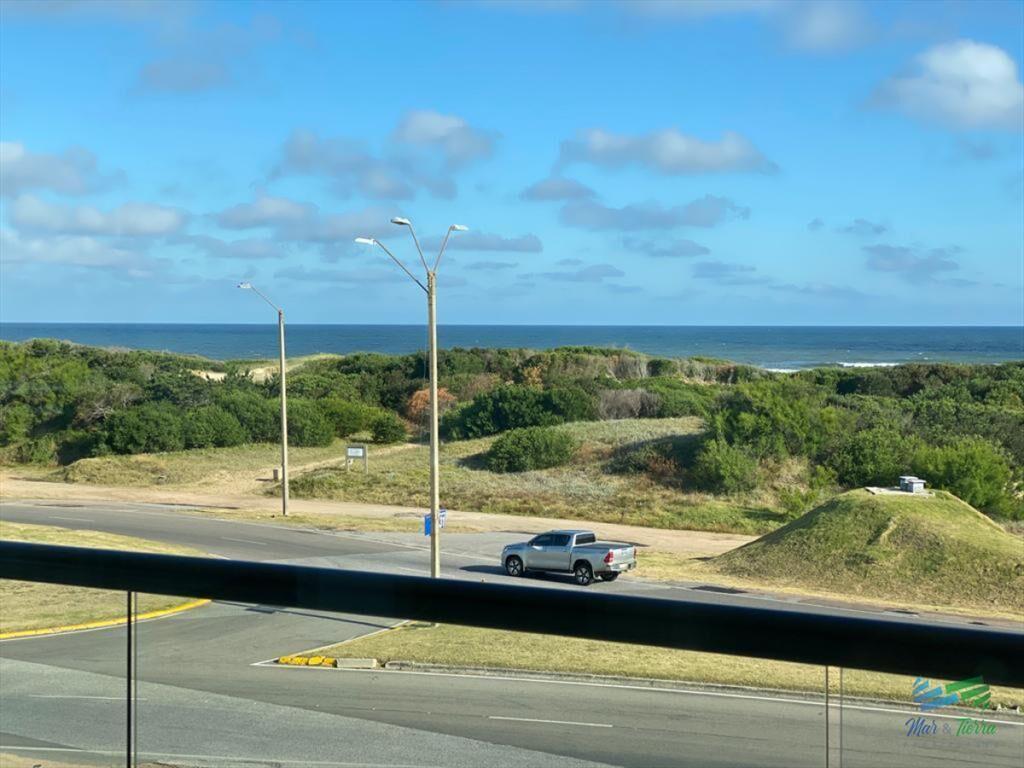Vendo apartamento 3 dormitorios en brava frente