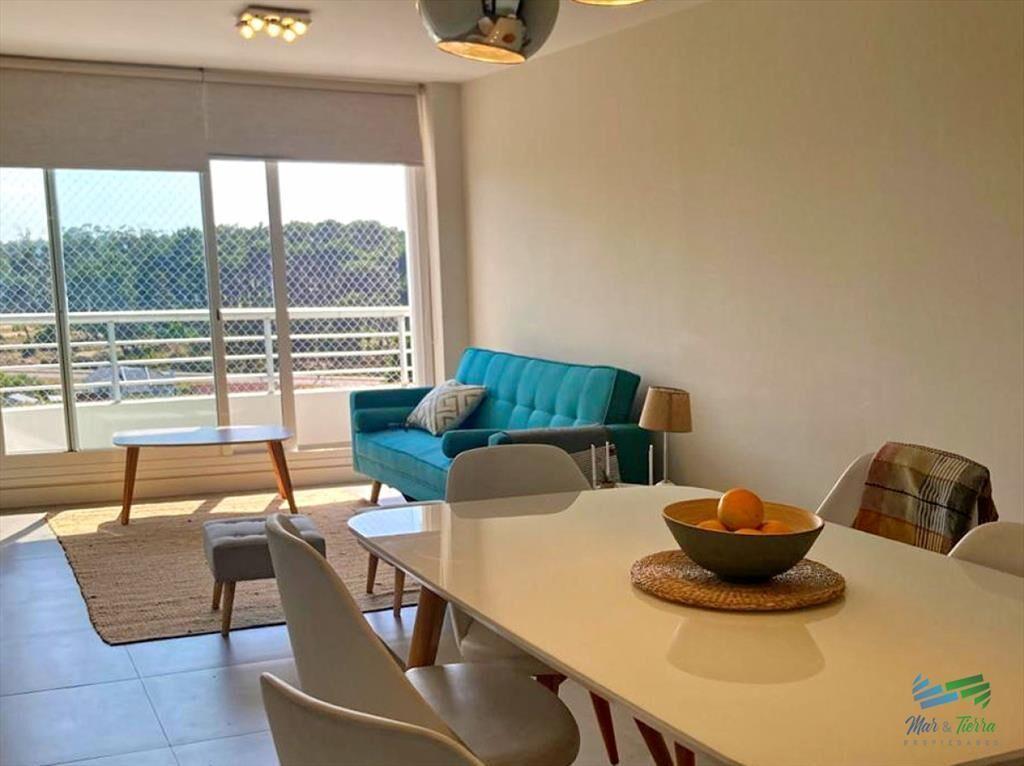 APARTAMENTO EN VENTA, DOS DORMITORIOS, EN TORRE