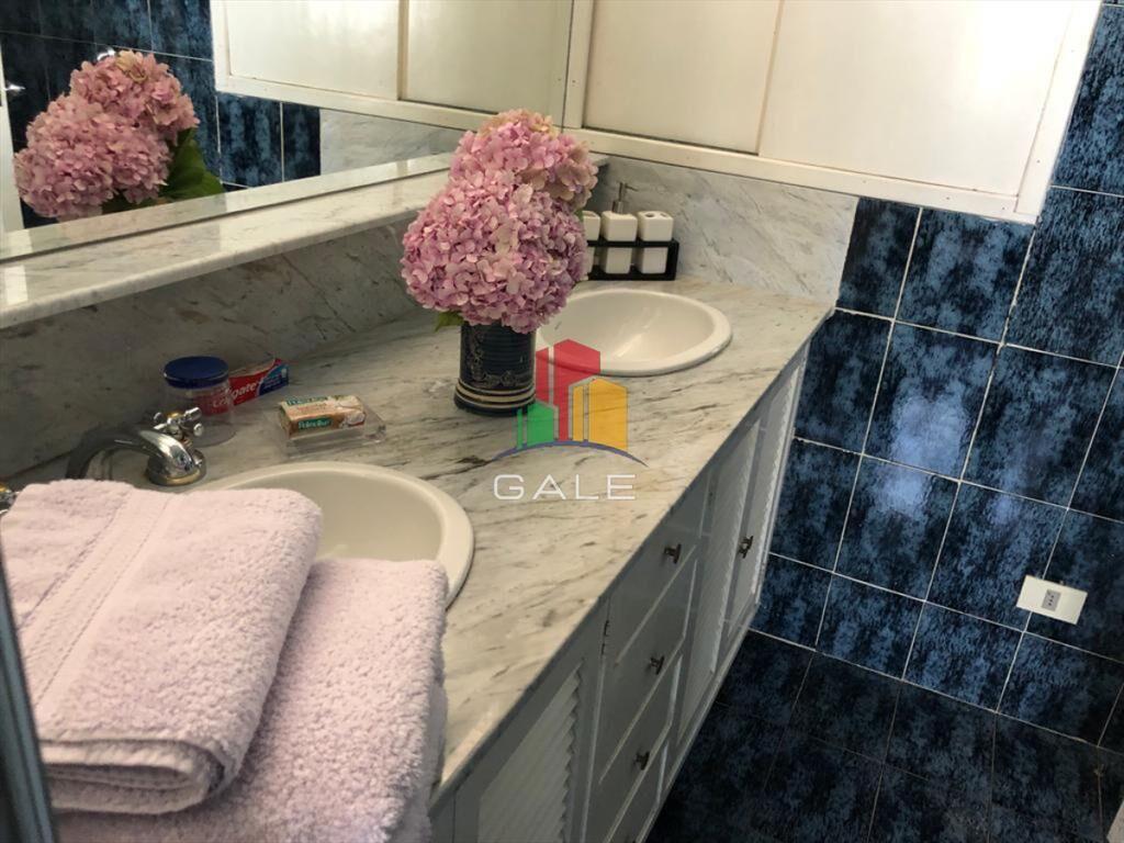 Excelente Casa de 7 Dormitorios, Piscina, y en