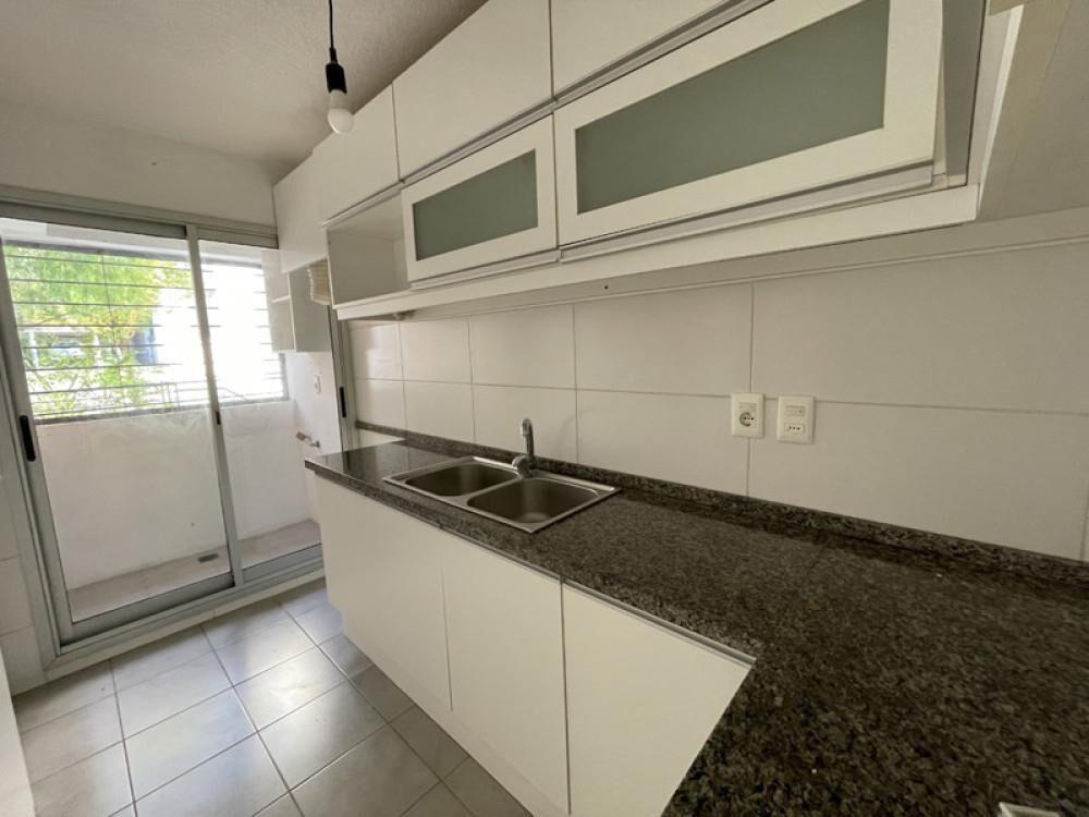 Alquiler apartamento 1 dorm en Bella Vista, Jujuy y Carlos P