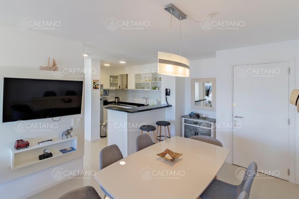 Hermoso Apartamento en torre Arenas del Mar 2