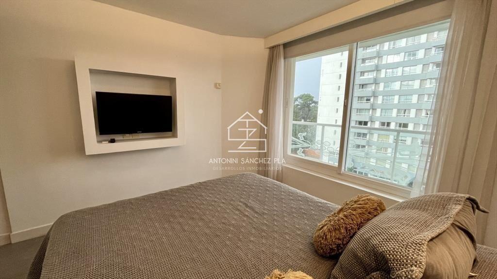 Apartamento venta 1 dormitorio y medio Punta del Este