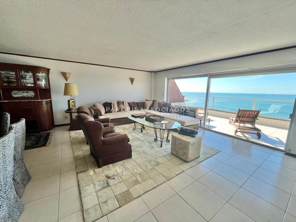 Penthouse en venta en Peninsula de Punta del Este.