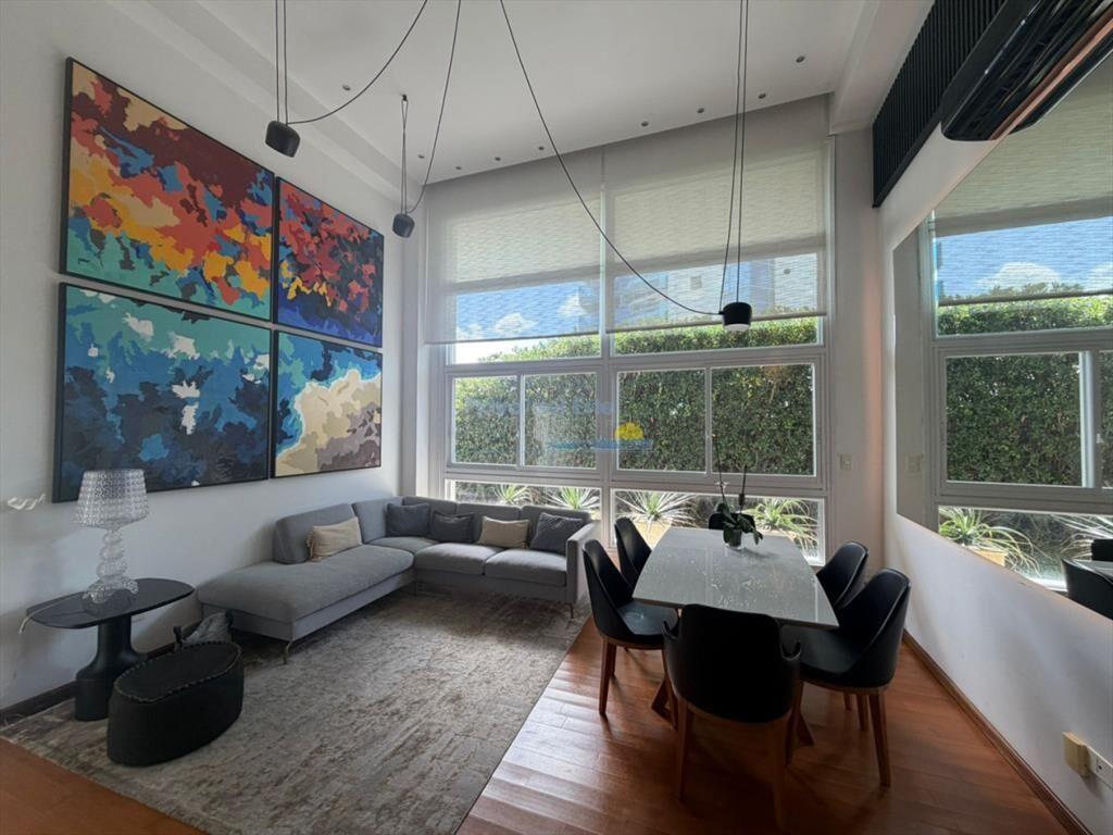 Apartamento de 3 dormitorios en venta en Punta ,
