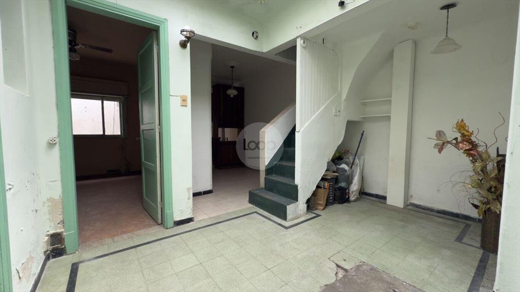 Venta Casa padrón único en Pocitos con garage y gran potenc