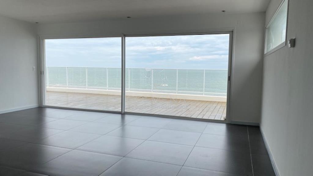Pent-house con excelente vista a rambla de la - y