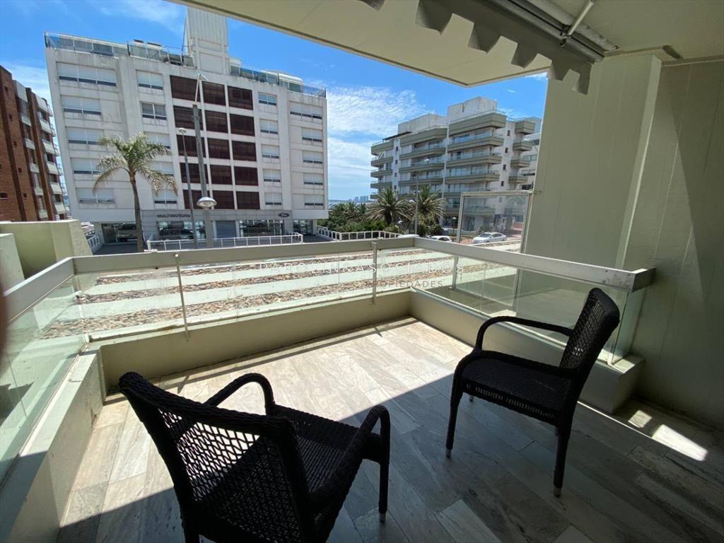 Departamento en Venta de 3 Dormitorios en Edificio Fontemar