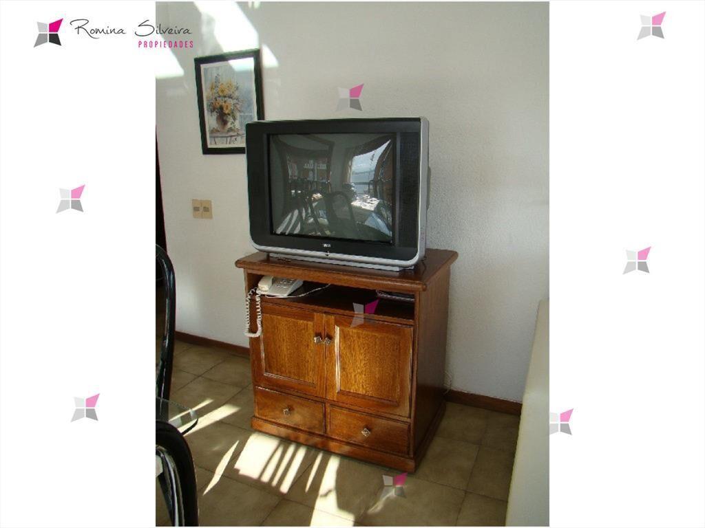 ALQUILER TEMPORARIO DE APARTAMENTO DE 2 EN PUNTA