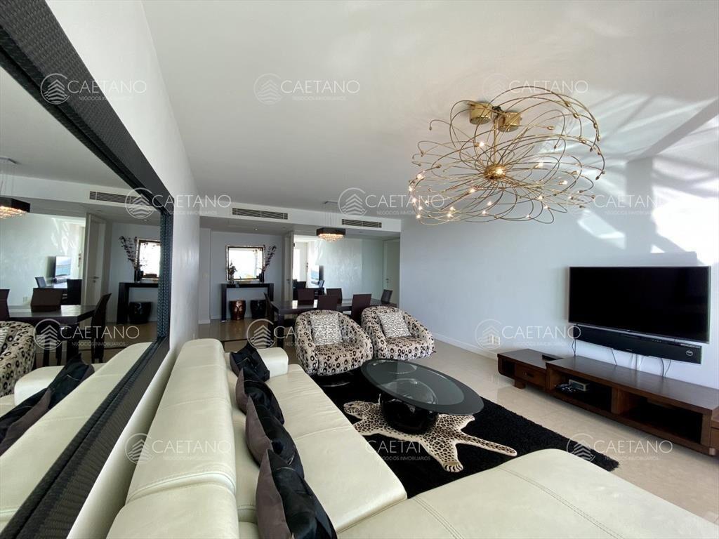Alquiler temporal o anual apartamento 3 dormitorios playa m