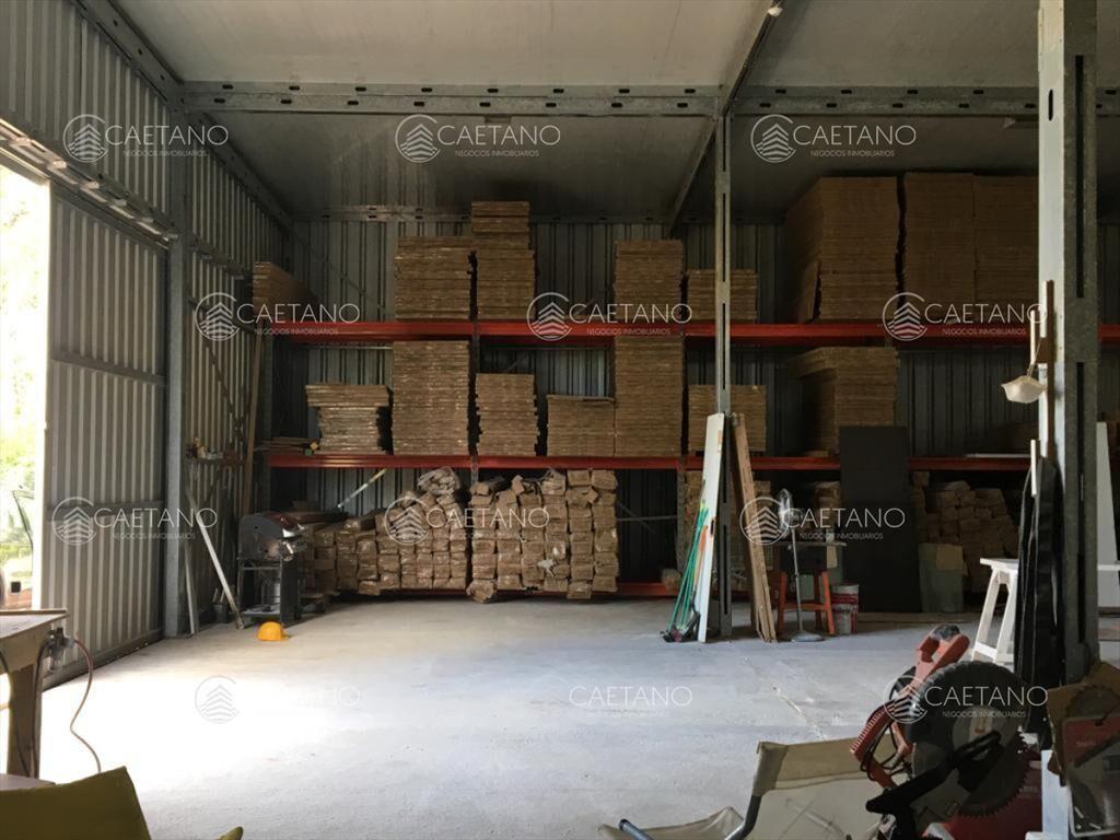 Excelente galpon con oficinas, 600 m2, en