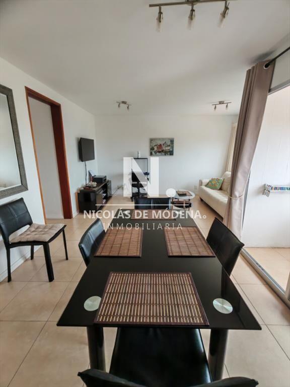 Departamento de 2 dormitorios en venta en Punta