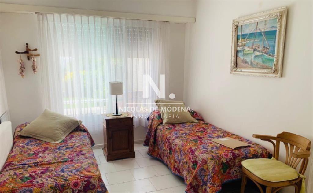En venta apartamento de 2 dormitorios en Pinares