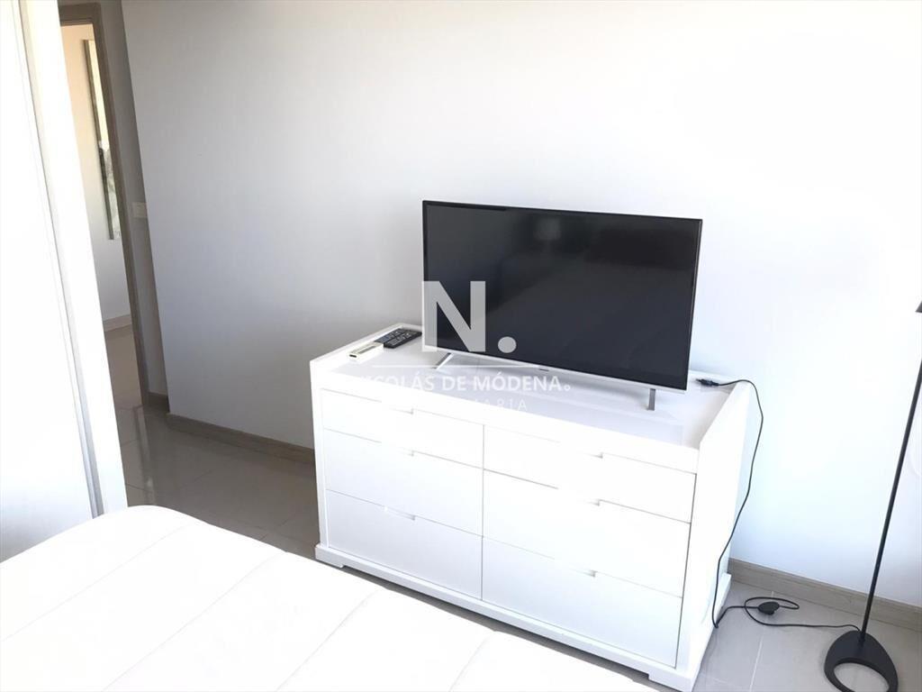 Departamento, de 2 suites, a la venta en Punta