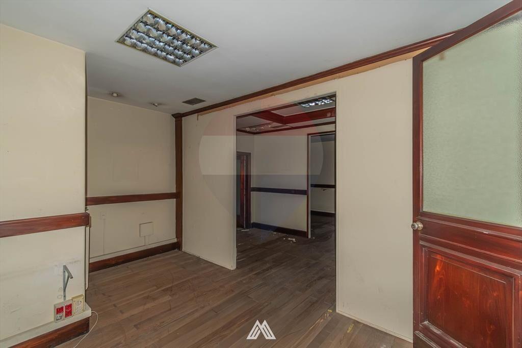 VENTA LOCAL 300 M² CON GRAN POTENCIAL CIUDAD VIEJA
