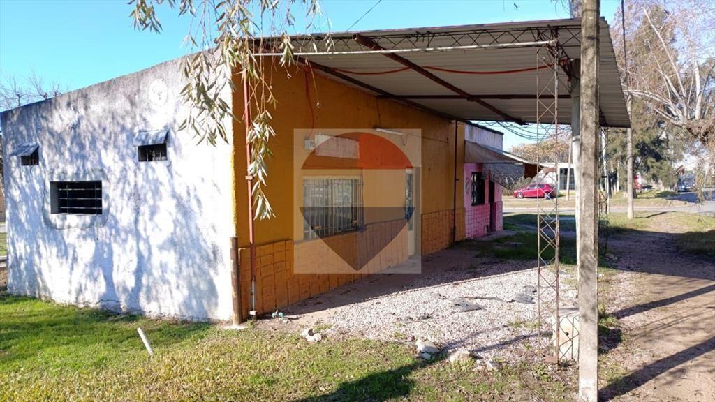 VENTA DE LOCAL COMERCIAL EN PANDO