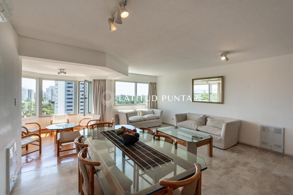 Apartamento en Roosevelt, 3 dormitorios