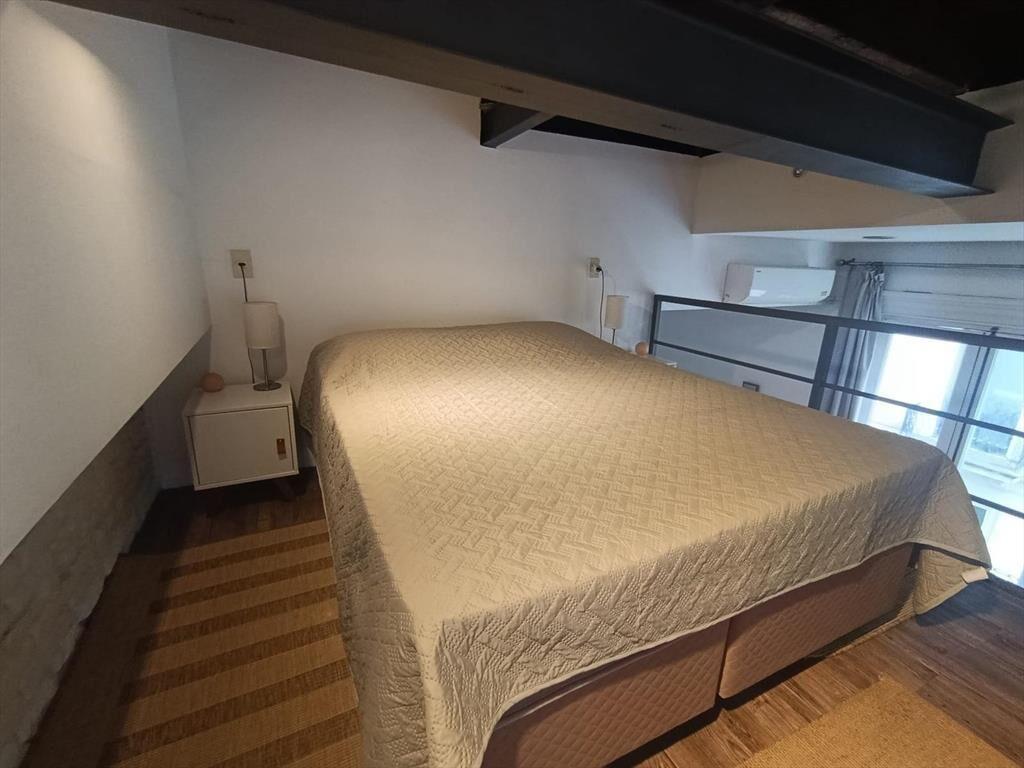 Apartamentos tipo loft en ciudad vieja amoblado.