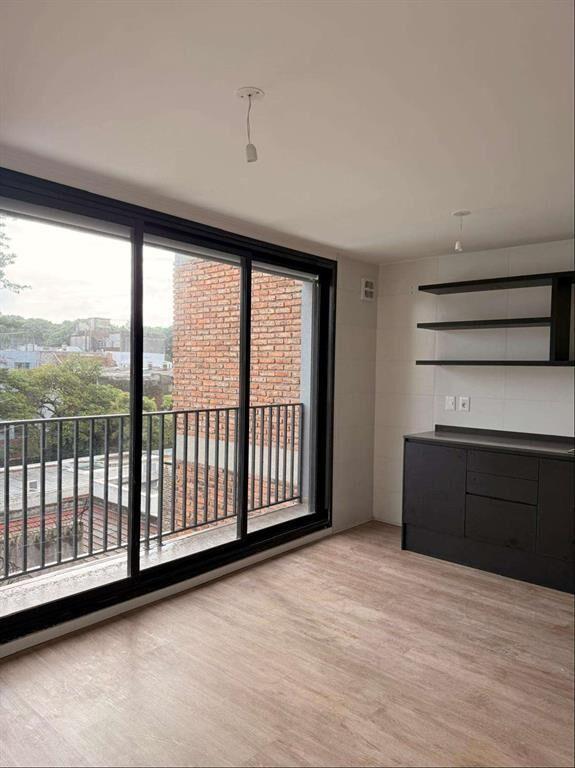 Estrene, oportunidad 1 dormitorio amplio balcón conexión la