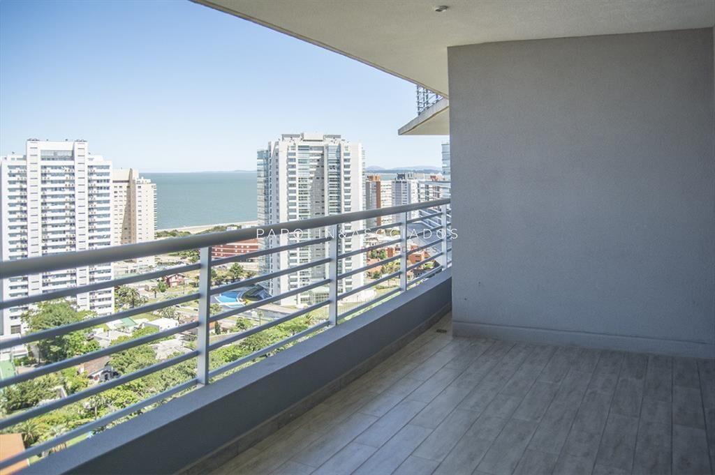 Apartamento en venta de 2 dormitorios en Alexander Boulevar