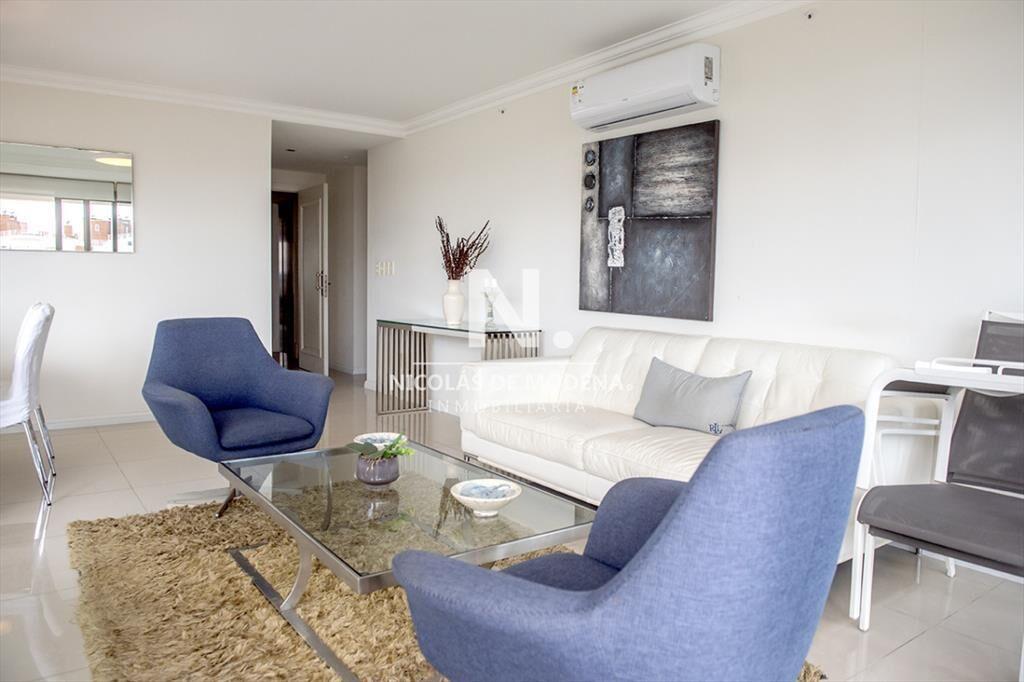 Increíble apartamento excelente vista al mar.