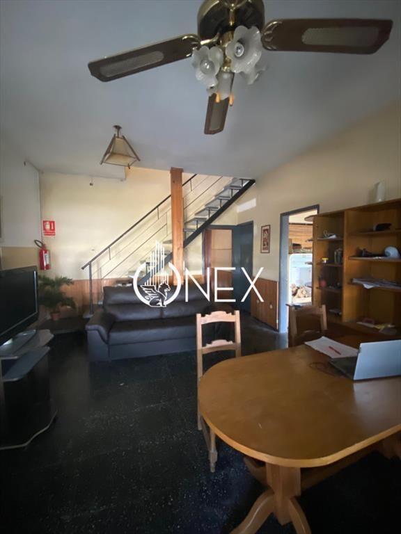CASA MAS APARTAMENTO EN VENTA SOBRE AVENIDA