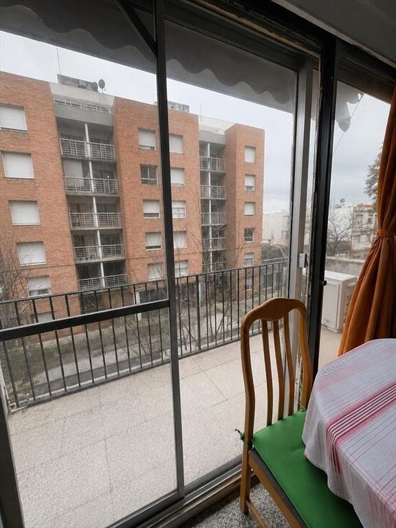 Venta Apartamento 2 dormitorios en cooperativa. Con balcón,