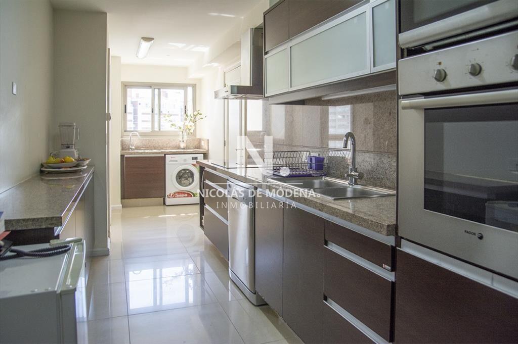 Hermoso Departamento en venta de 3 dormitorios en Torre Imp