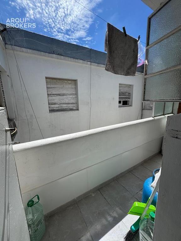 Local comercial en alquiler en Tres Cruces - 002