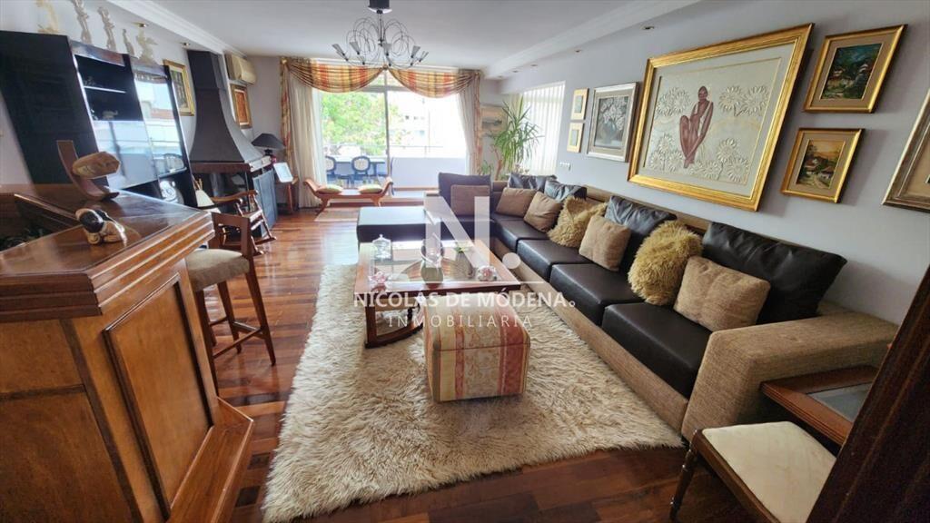 Venta hermoso apartamento Malvin, 3 dormitorios,