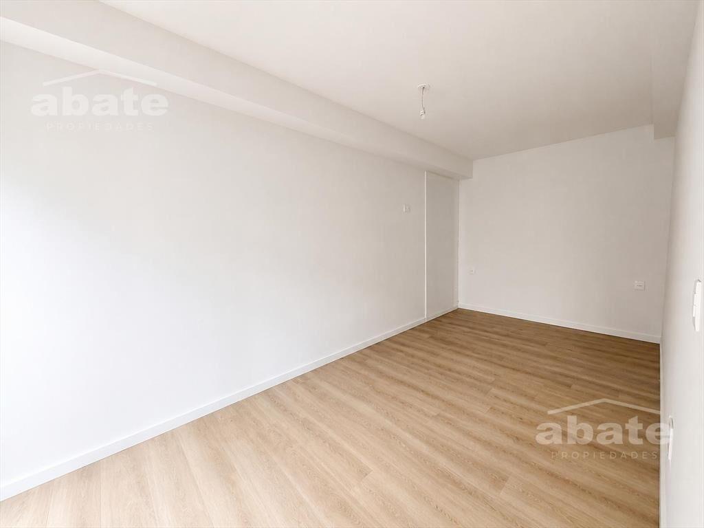 Venta apartamento 1 Dormitorio en Cordón gran patio con Par