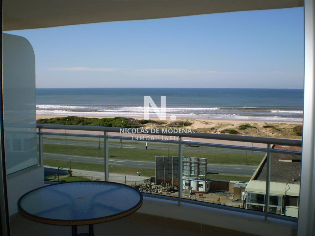 Vende apartamento de 3 dormitorios mas , con al ,
