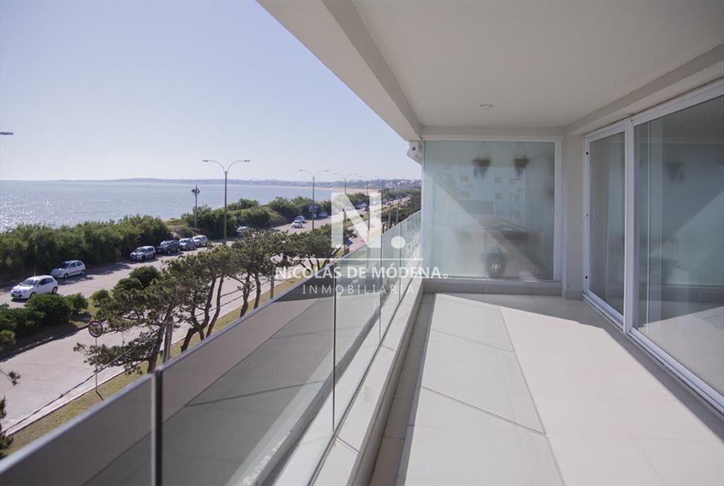 Se vende apartamento de 3 dormitorios en Edificio