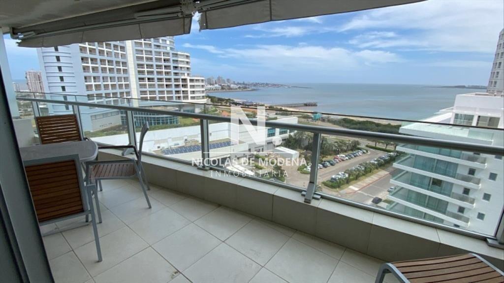 Apartamento en alquiler temporario Playa Mansa 2 dormitorio