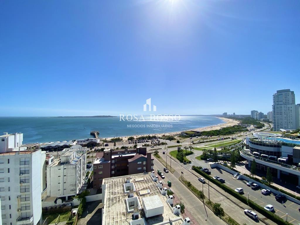 Apartamento 3 dormitorios 4 baños Punta del