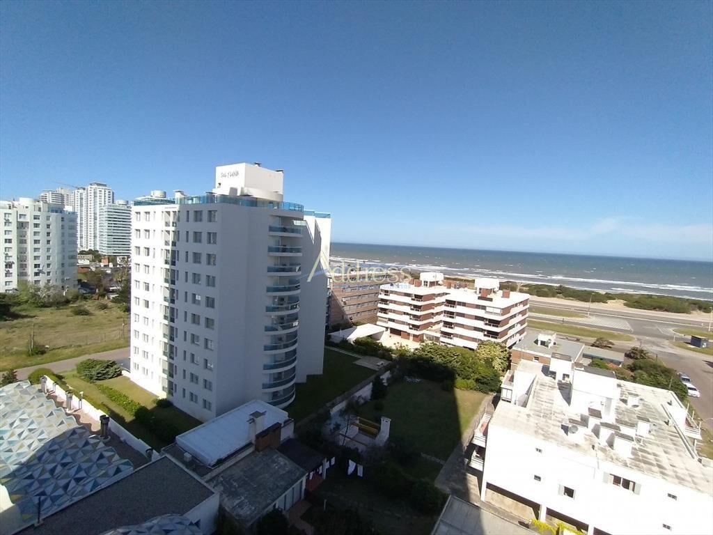 apartamento en playa brava