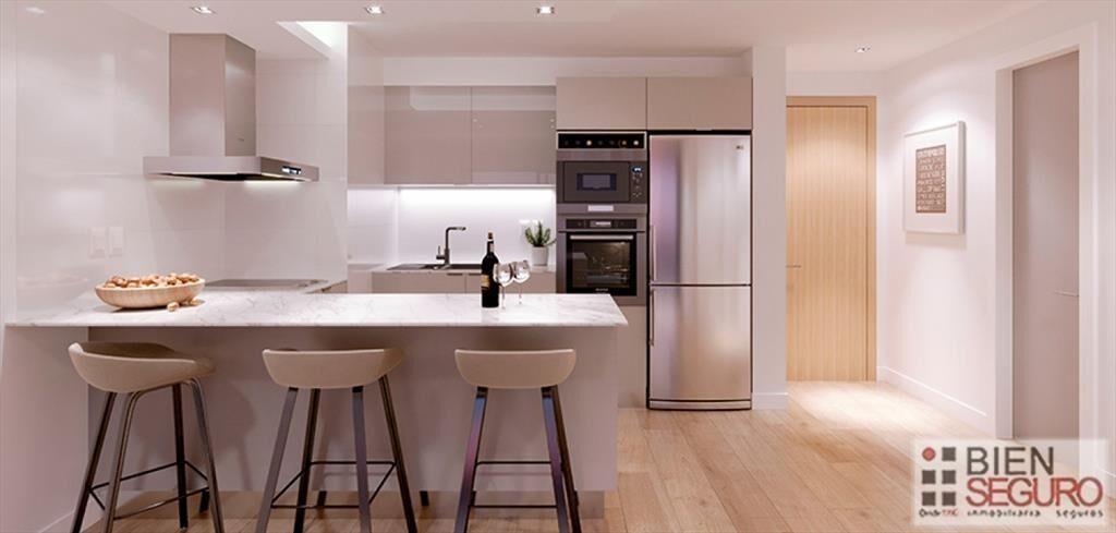 Apartamento de 3 dormitorios, 3 baños, en venta sobre Rambl