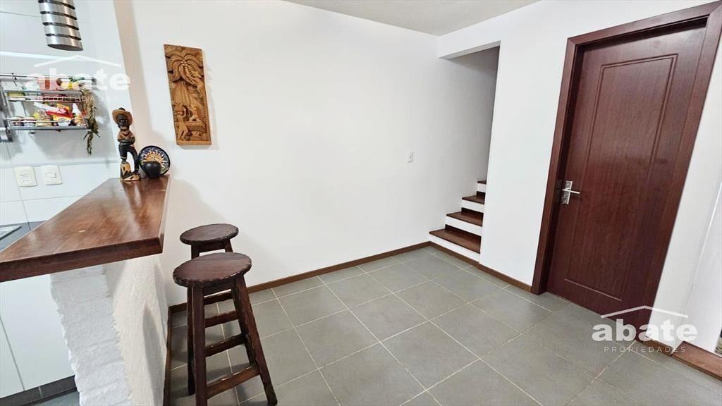 Venta Casa moderna en Pocitos 2 dormitorios y gge