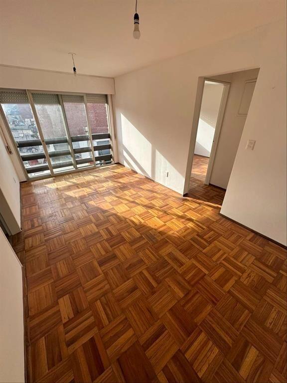 1 Dormitorio Al Frente Piso 5 ¡Viví En Cordón Sur Con Luz N