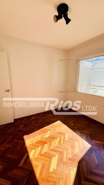 Centro, aguada, próximo al palacio