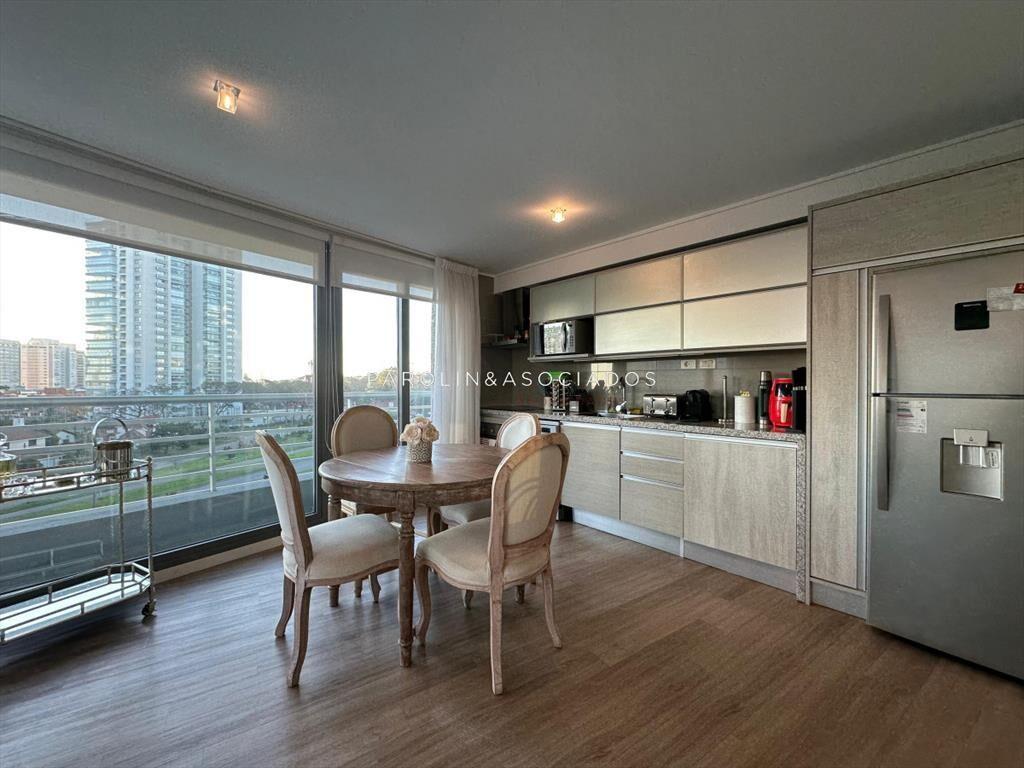 Apartamento en venta de 2 dormitorios en torre